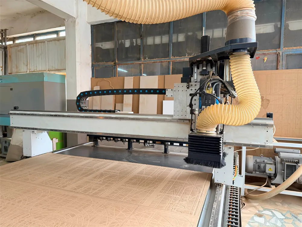 AES Süper Nova 2136 Düz Tabla CNC Makinesi (2021) — 6/13