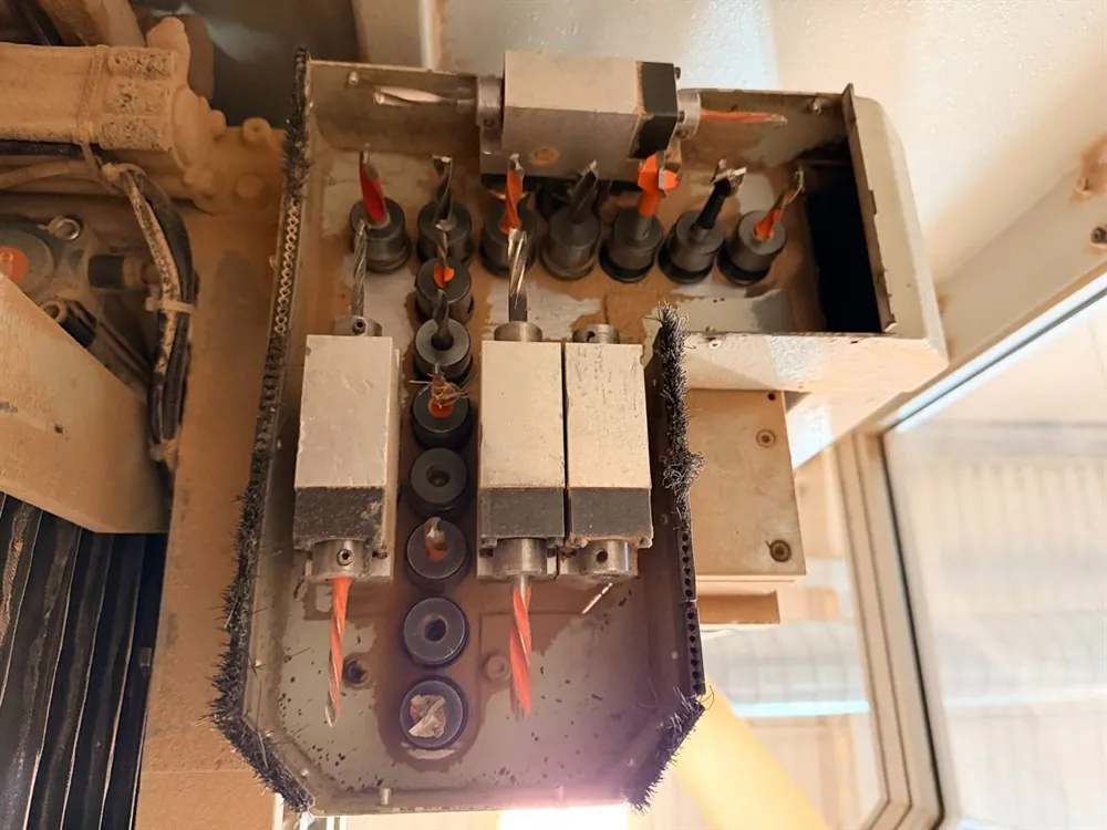 Uniteam Unicawood CNC İşleme Merkezi (2013) — 8/12