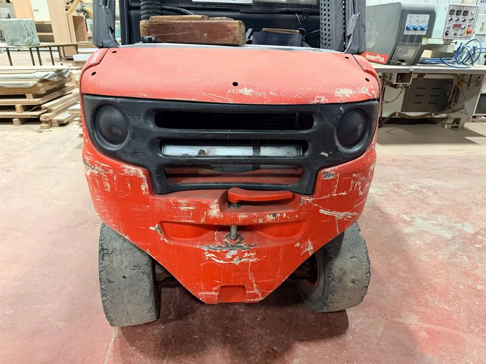Linde H35D Forklift (2005) — 2/7