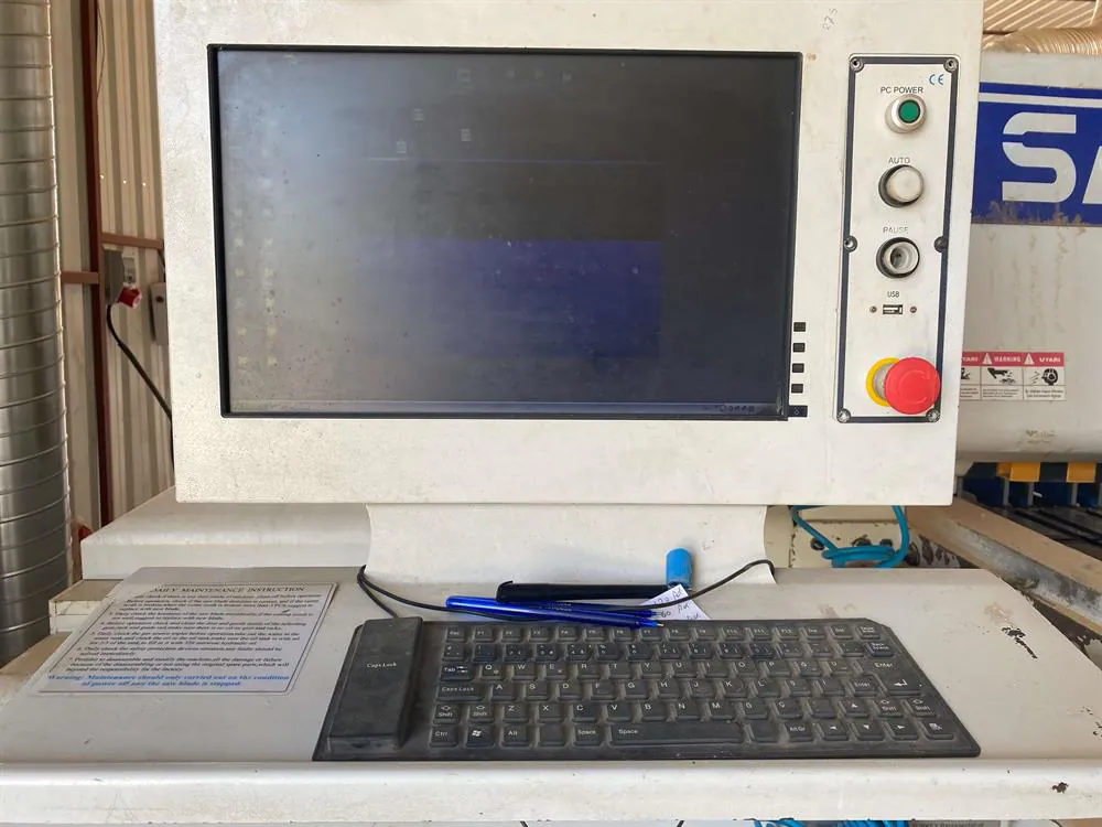 KDT Sawtech Pro 38T Asansörlü Panel Ebatlama Makinesi (2016) — 9/10