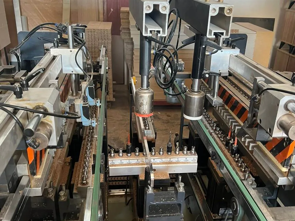 FNT Makine 7K-154 Çoklu Delik Makinesi (2015) — 6/7