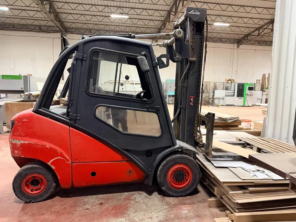 Linde H35D Forklift (2005) — 3/7