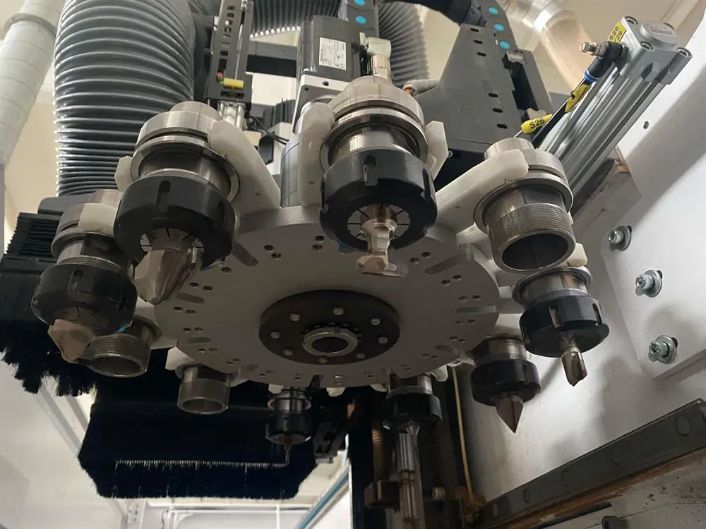 Aes Extreme Ultraline 2128 Düz Tabla CNC Makinesi (2024) — 11/14