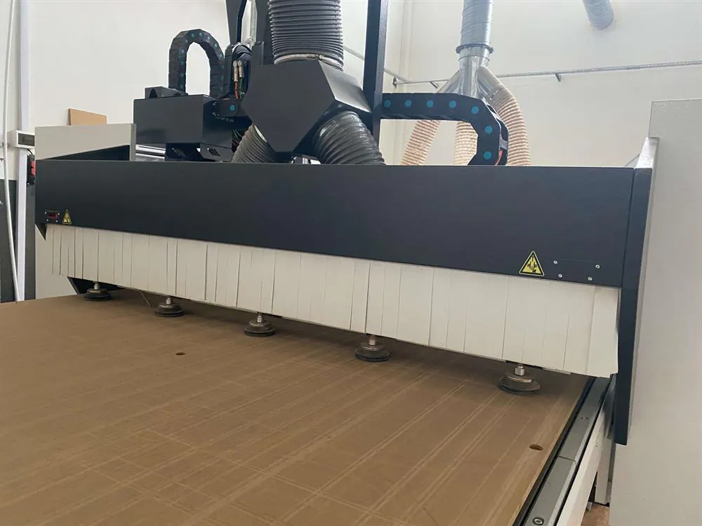 Aes Extreme Ultraline 2128 Düz Tabla CNC Makinesi (2024) — 8/14