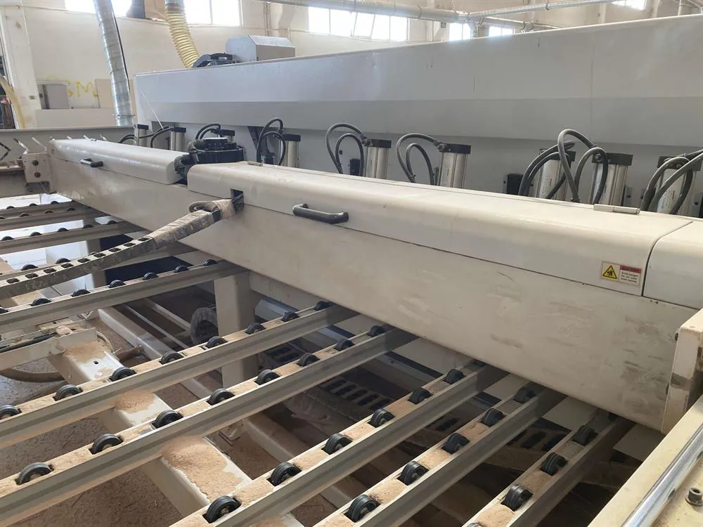 KDT Sawtech PR 38 Önden Yüklemeli Panel Ebatlama Makinesi (2014) — 5/7