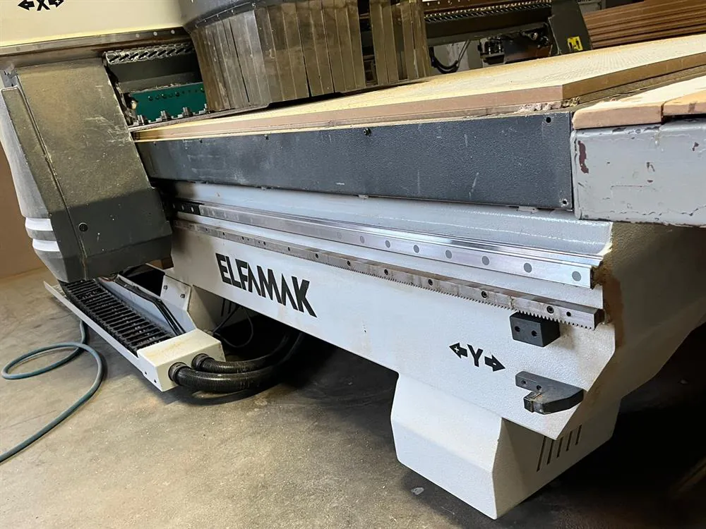 Elfemak Torro 2128 Süpürmeli CNC Nesting Makinesi (2017) — 6/9
