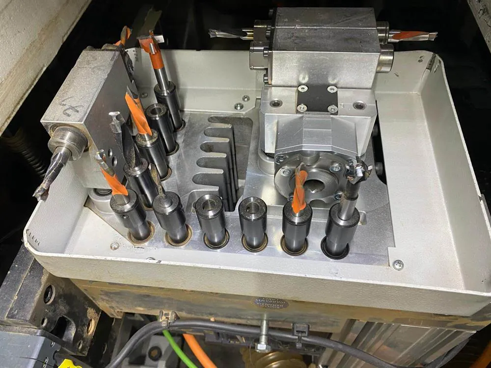 AES Sirius 950 M CNC Delik Makinesi (2017) — 15/15