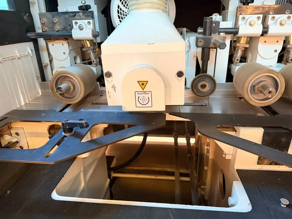 Unimax Profi EQ M-200 Pro 206 Profil Çekme Makinesi (2022) — 11/15