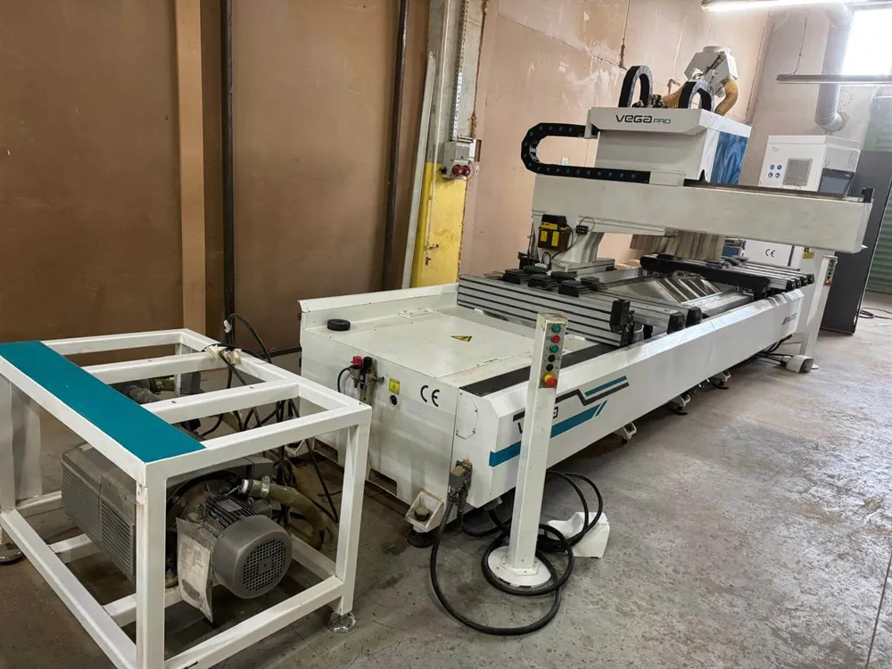 AES Vega Pro 1332 CNC Router (2022) — 4/8