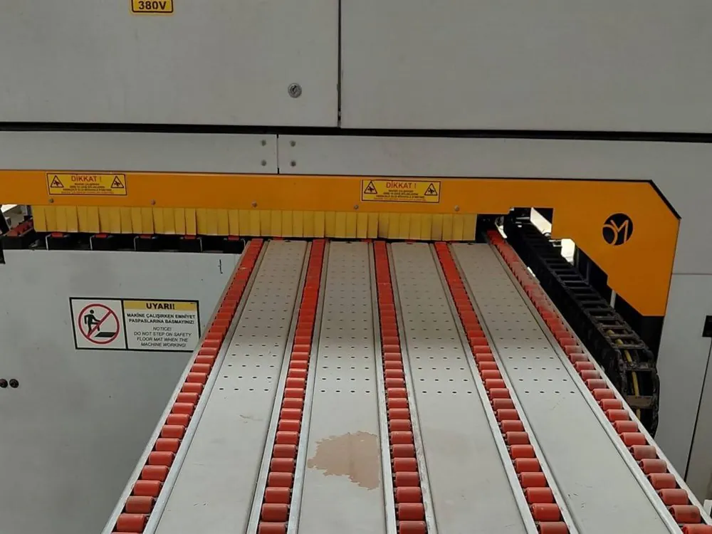 Omaksan Holemaster 4000 X-Line CNC Delik Makinesi (2017) — 9/10