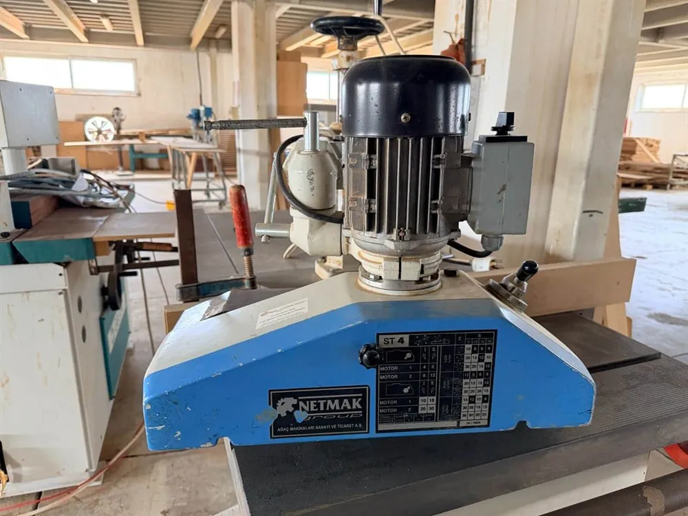 Hasdem 1600 S Milling Machine — 3/3