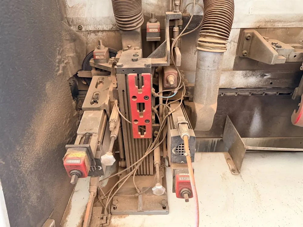 IMA Novimat Contour 1/G/80/790/L20 Kenar Bantlama Makinesi (2010) — 8/19