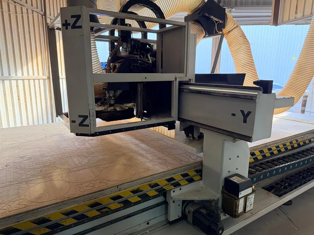 AES Raptor Cabinet 2136 CNC Nesting Makinesi (2013) — 19/25