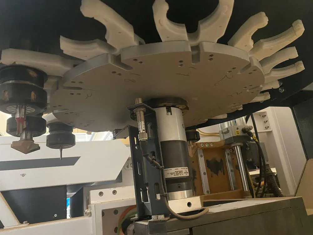AES Extreme 2136 Ultra Line Düz Tabla CNC Nesting Makinesi (2021) — 12/17