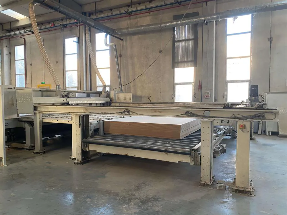 SCM Gabbiani Galaxy T3 130 Asansörlü Arkadan Yandan Yüklemeli Panel Ebatlama Makinesi (2012) — 9/14
