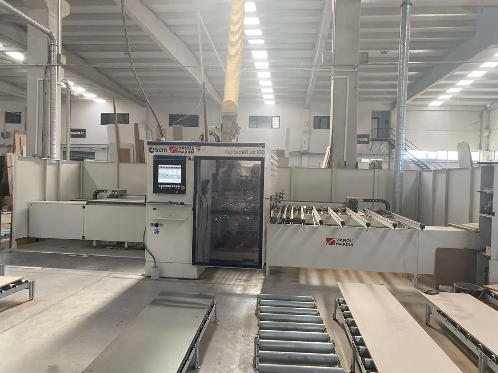 SCM Group Morbidelli UX 100 CNC Delik Makinesi (2017) — 2/17
