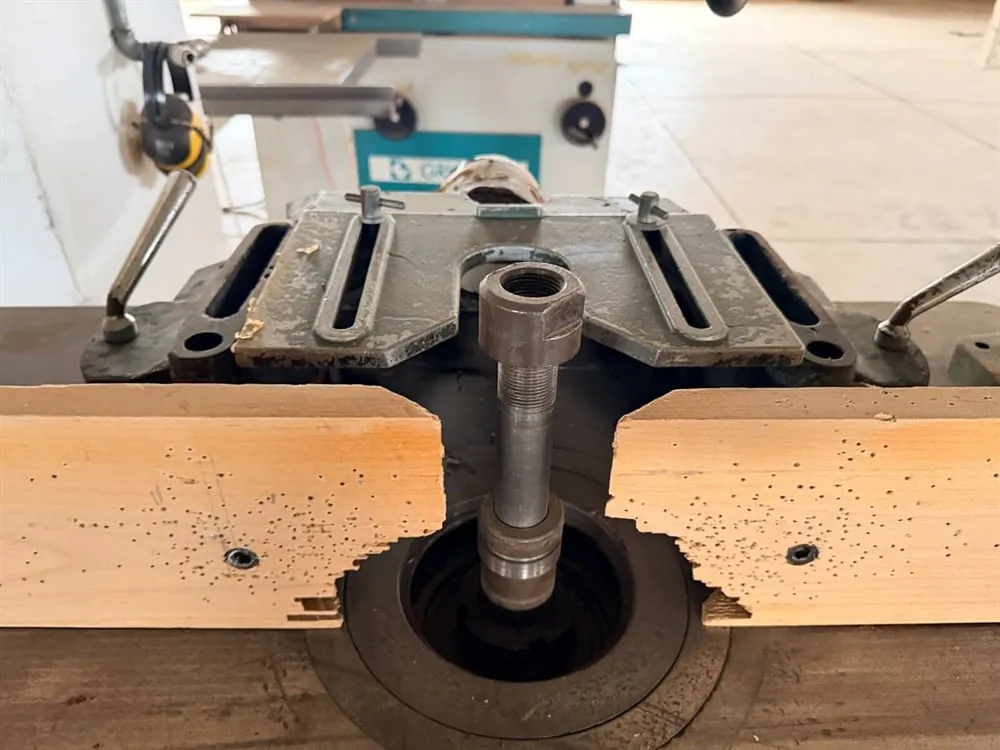 Burselkur Dik Freze Makinesi — 3/3