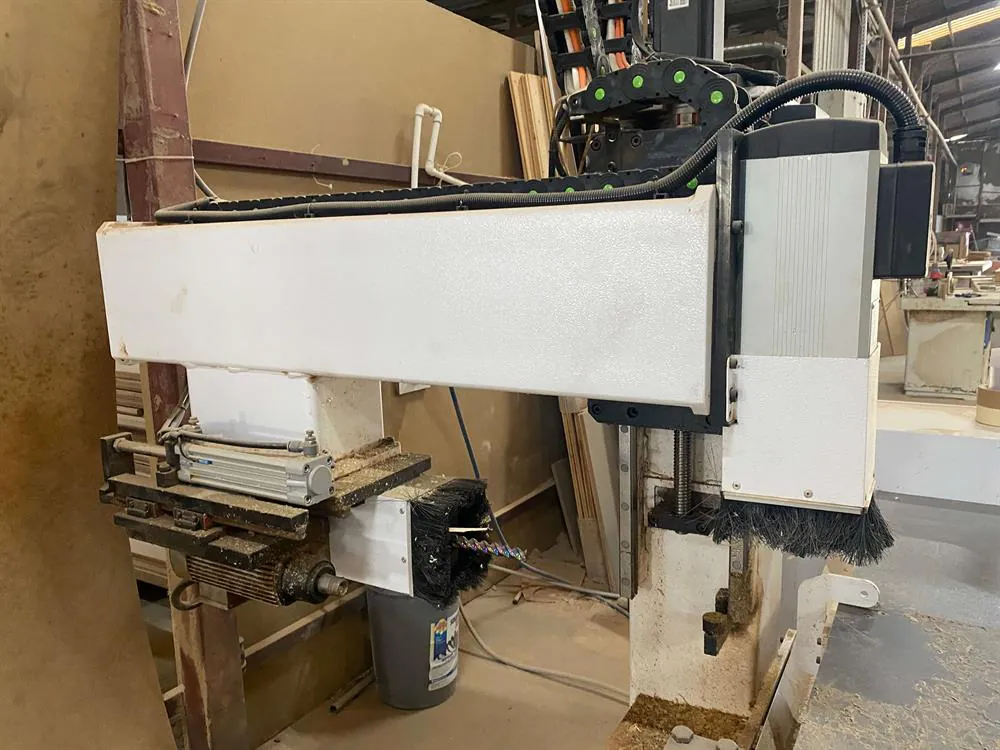AHC Cnc Door Lock Kol Kilit ve Menteşe Açma Makinesi (2024) — 5/9