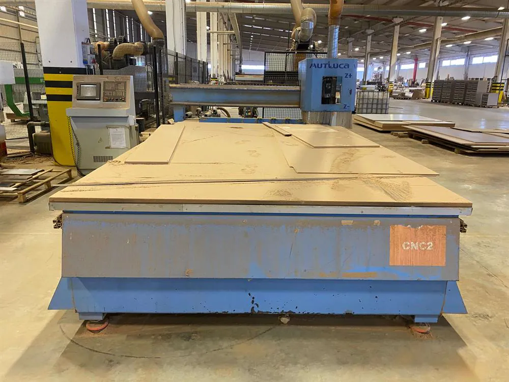 Mutlucam Makine 2136 Düz Tabla CNC Makinesi (2015) — 3/10
