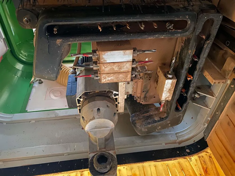 Biesse Rover 30 XL CNC İşleme Merkezi (2001) — 13/17