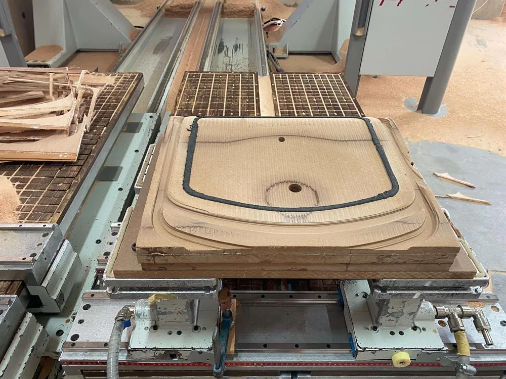Pade Uni 5 Spin CNC Router (2005) — 10/13