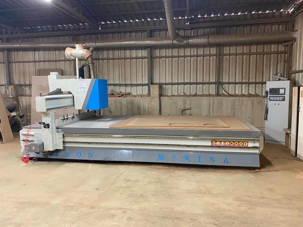 Leon Makina 2136 Düz Tabla CNC Makinesi (2019) — 2/14