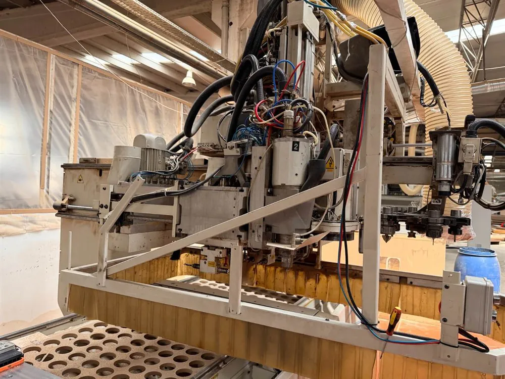 SCM Author 600 S CNC İşleme Merkezi (2006) — 8/11
