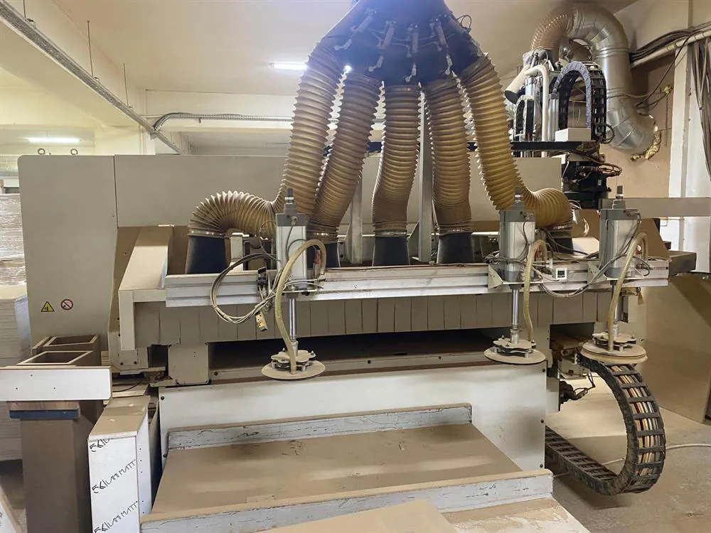 SCM Morbidelli Universal 4322 Düz Tabla CNC Makinesi (2017) — 7/17