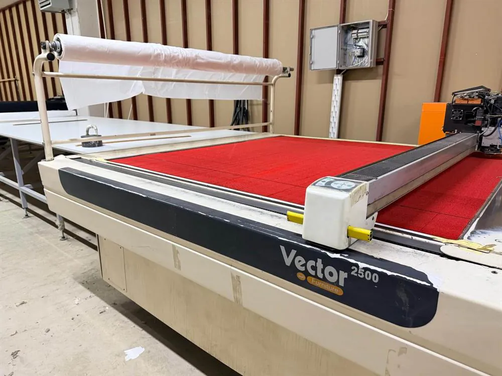 Lectra VT25FURNITURE71 Kumaş Kesim CNC Makinesi (2007) — 3/9