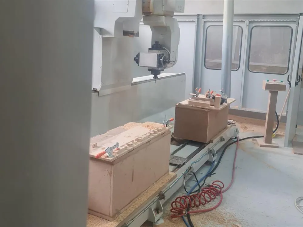 Pade Omega CNC Router (2009) — 8/10
