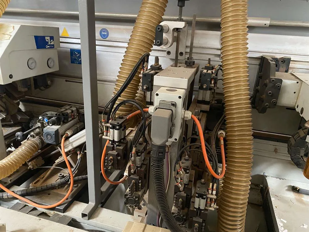 Biesse Stream B1 Otomatik Kenar Bantlama Makinesi (2011) — 9/15