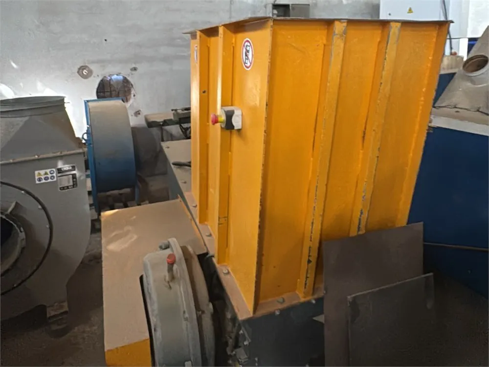 TİMSAN Tms 635 Sunta Mdf Ebatlama Yanı Odun Kırıcı — 3/4