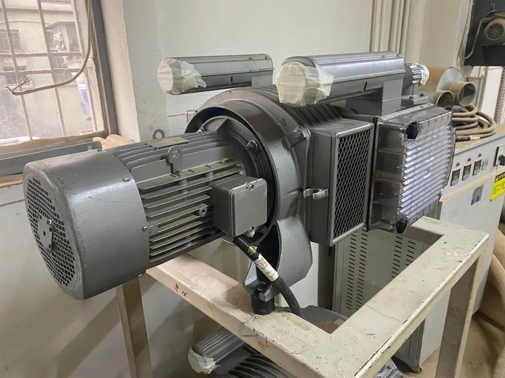 SCM Morbidelli Universal 4322 Düz Tabla CNC Makinesi (2017) — 10/17