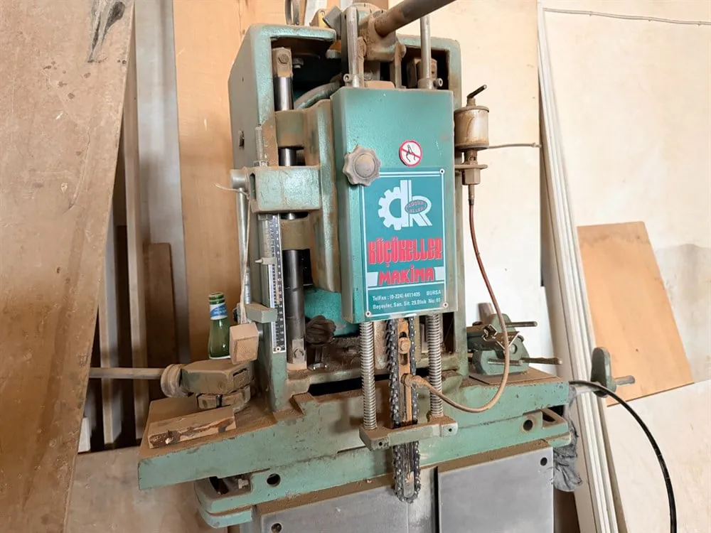 Küçükeller Zincirli Delik Makinesi — 2/2
