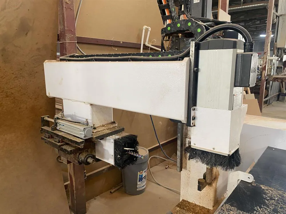 AHC Cnc Door Lock Kol Kilit ve Menteşe Açma Makinesi (2024) — 8/9