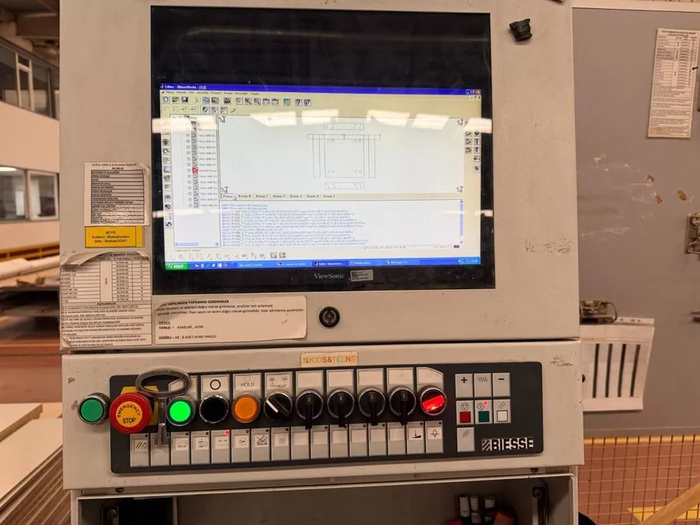 Biesse Skipper 100 CNC Delik ve Frezeleme Merkezi (2007) — 10/13