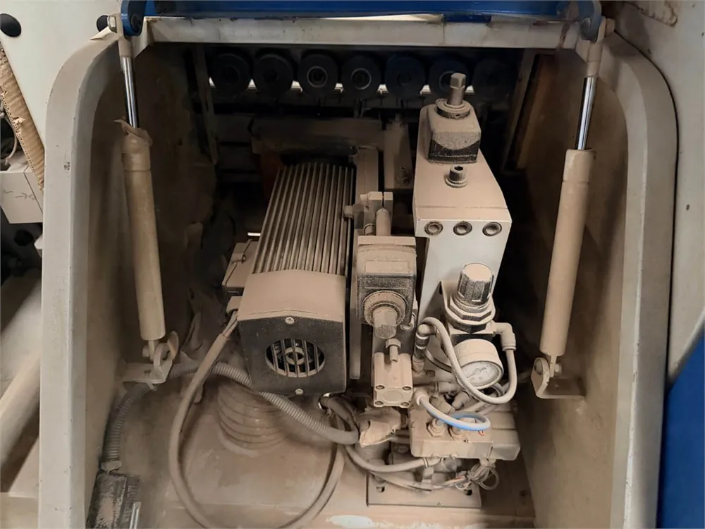 KDT Edgetech Otomatik Kenar Bantlama Makinesi — 5/7