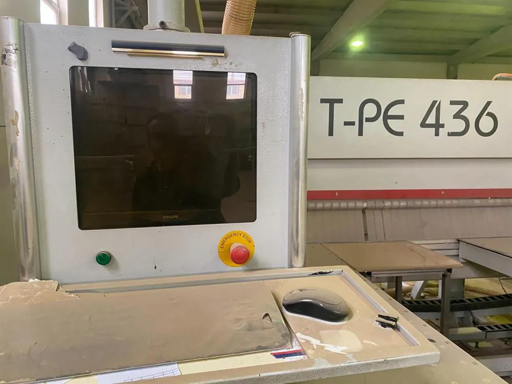 Turanlar T-PE 436 Arkadan Yüklemeli Asansörlü Panel Ebatlama Makinesi (2014) — 13/14