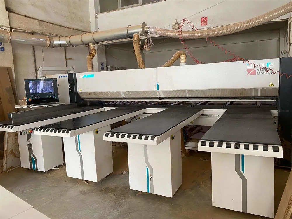 AES Alpha Ps 04 - 4200 Panel Saw (2021) — 3/12