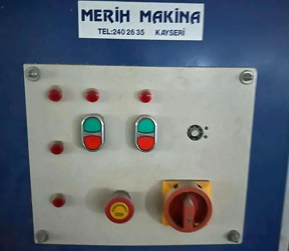 Aydın Makina Sünger Kırpma ve Doldurma Makinesi — 2/3