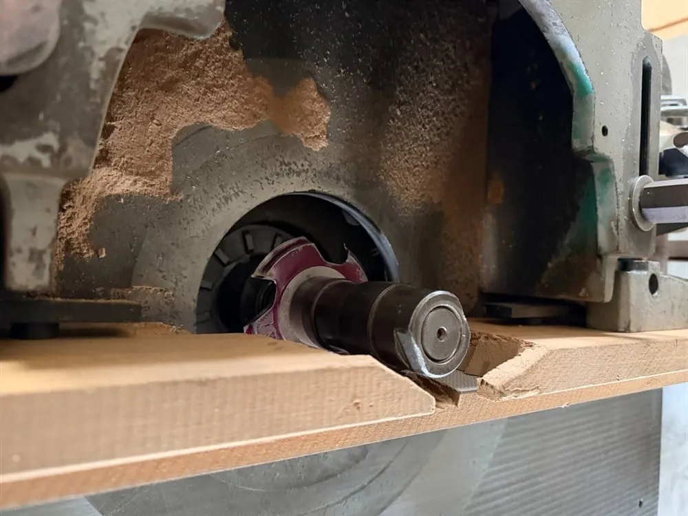 Törk Makine AC FK 1100 Dik Freze Makinesi (2000) — 4/5