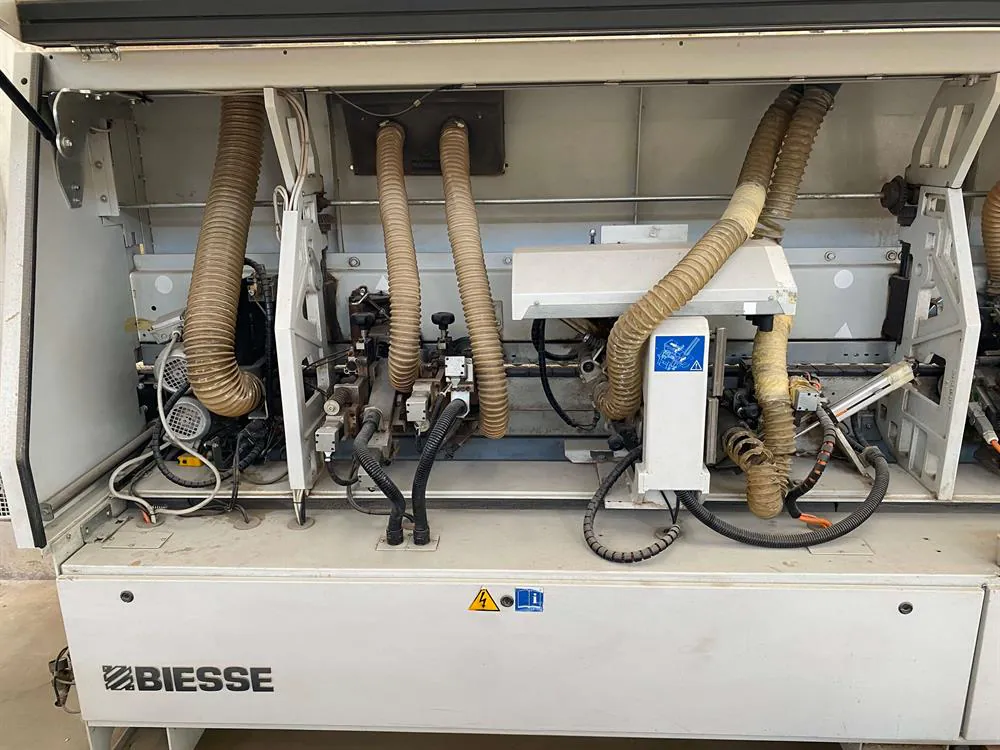 Biesse Akron 1440 A Kenar Bantlama Makinesi (2016) — 8/12
