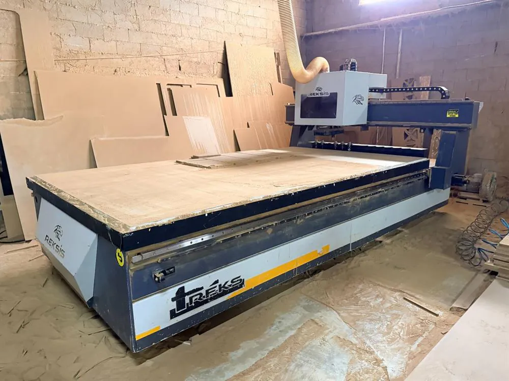 Reksis Treks 2137 CNC Router (2018) — 3/10