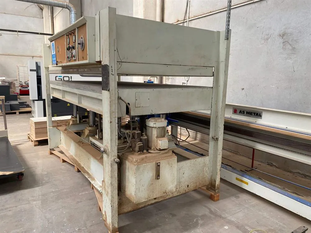 Cemil Usta 130*250 Kapı Pres Makinesi — 3/8