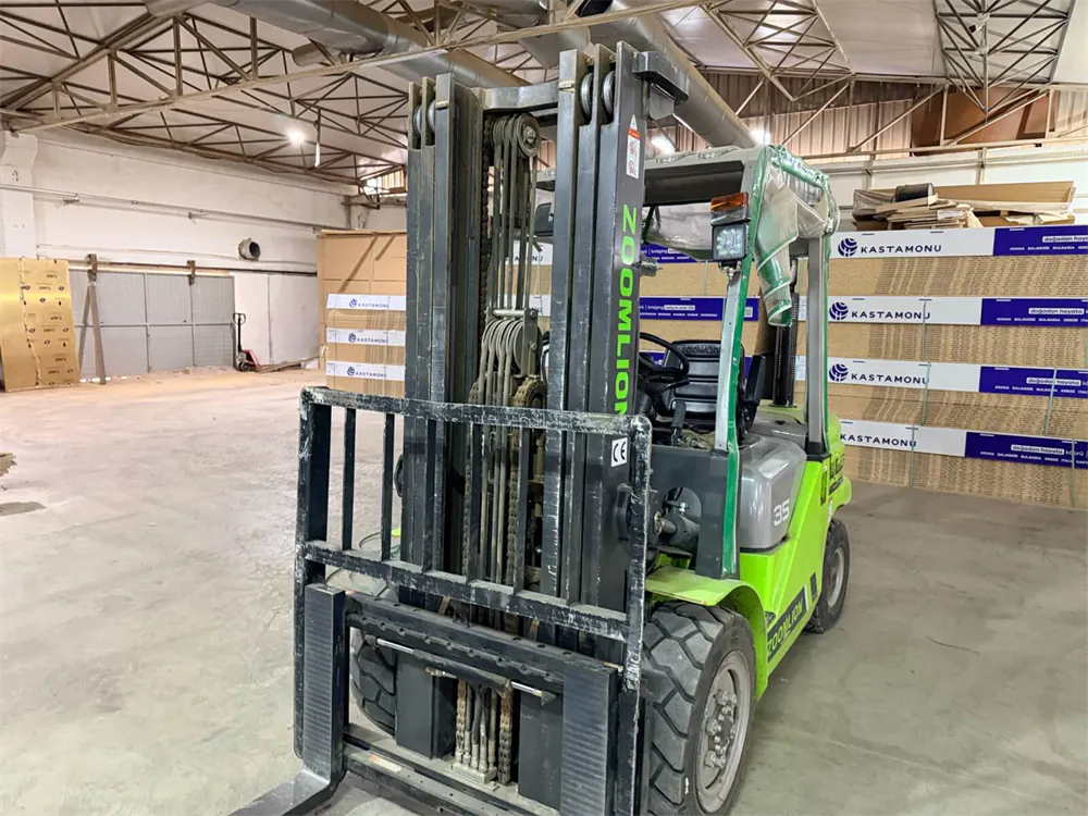 Zoomlion FD35 Forklift (2020) — 6/8