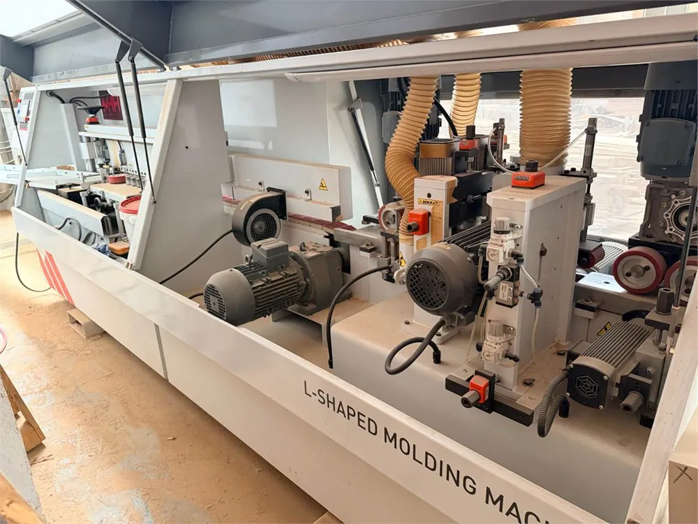 Hizmethim LMD 3520 Pervaz Yapıştırma Makinesi (2022) — 3/16