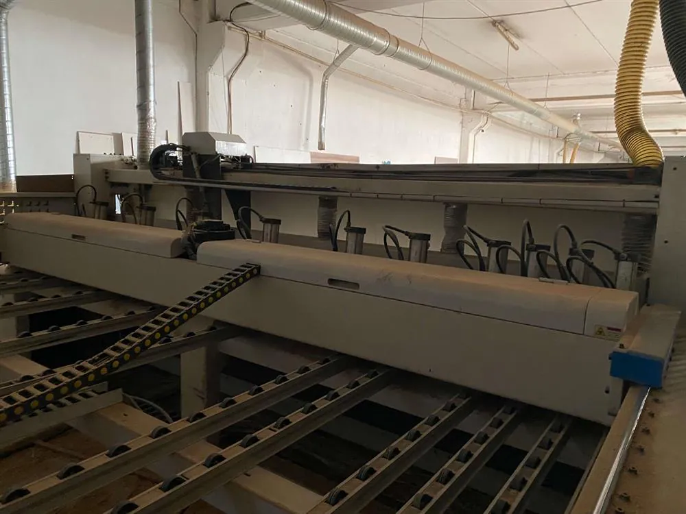 KDT Sawtech Wdx 838 Önden Yüklemeli Panel Ebatlama Makinesi (2014) — 10/10