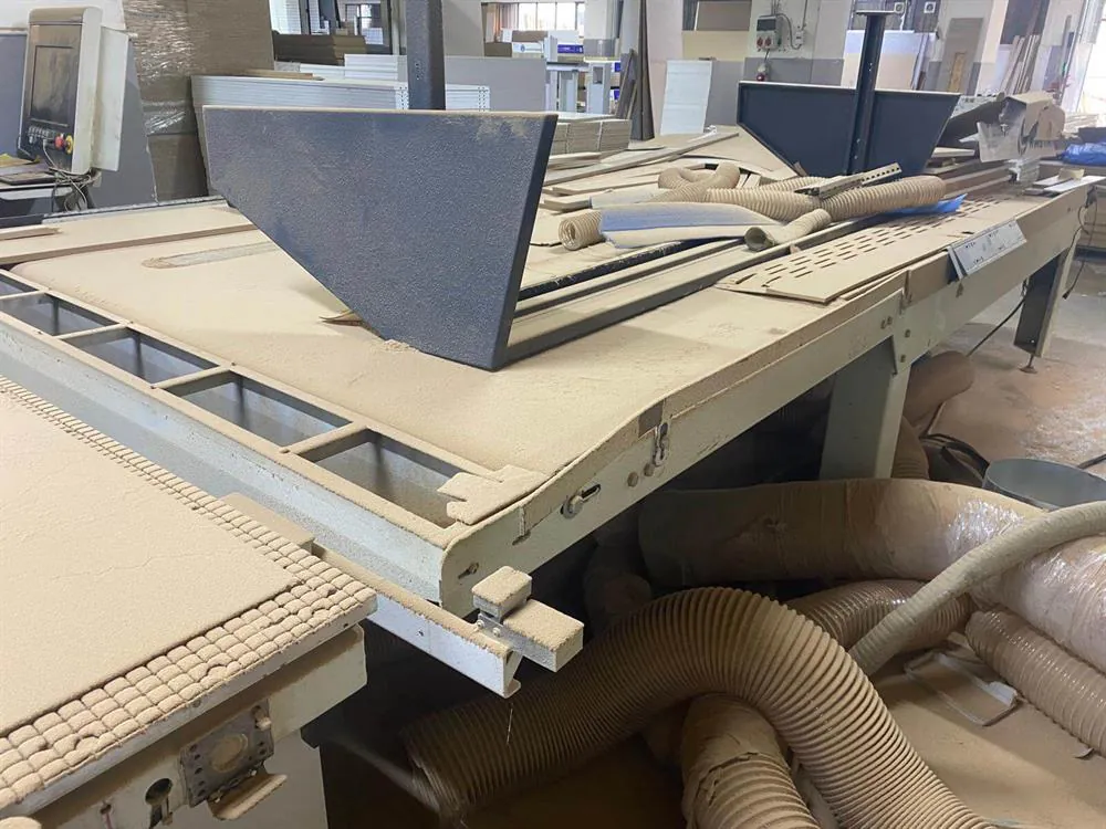 SCM Morbidelli Universal 4322 Düz Tabla CNC Makinesi (2017) — 5/17