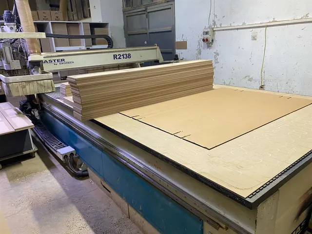 Excitech E4-2040 D Düz Tabla CNC Makinesi (2014)