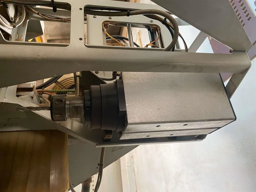 Holzher Pro Master 7023 K CNC İşleme Merkezi (2008) — 9/10